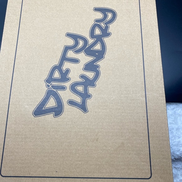 Sandals - Picture 4 of 4